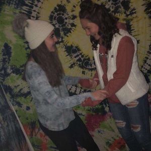 Meet your Posher, Amelia